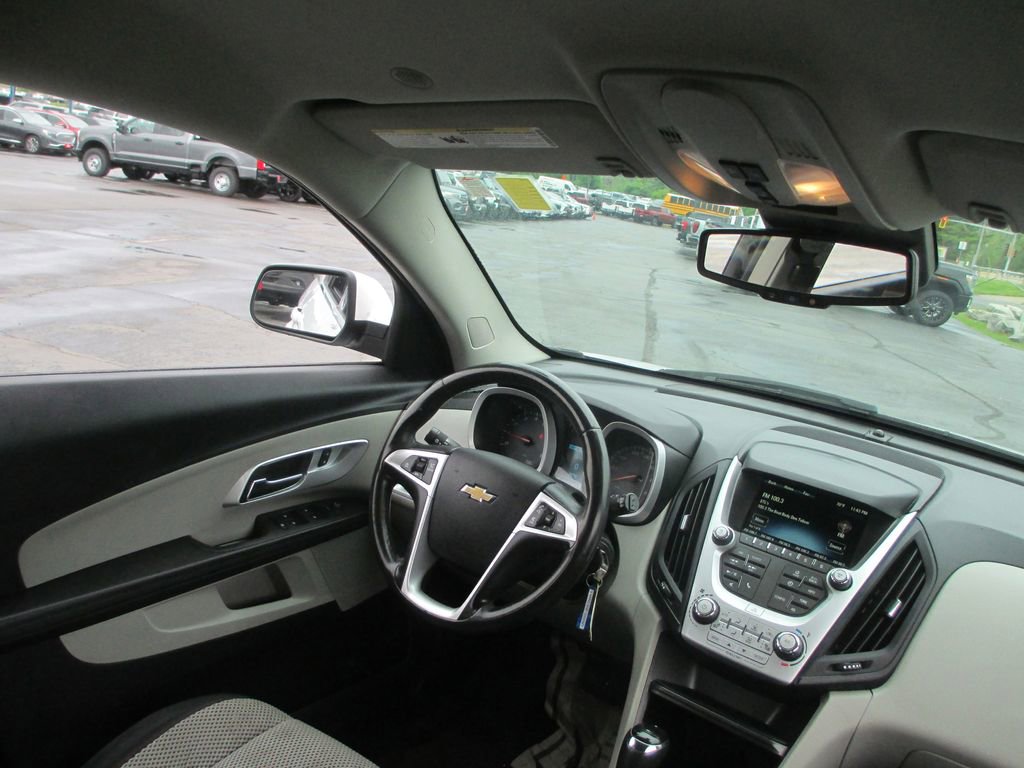 Used 2016 Chevrolet Equinox LT w/ Convenience Package image 22