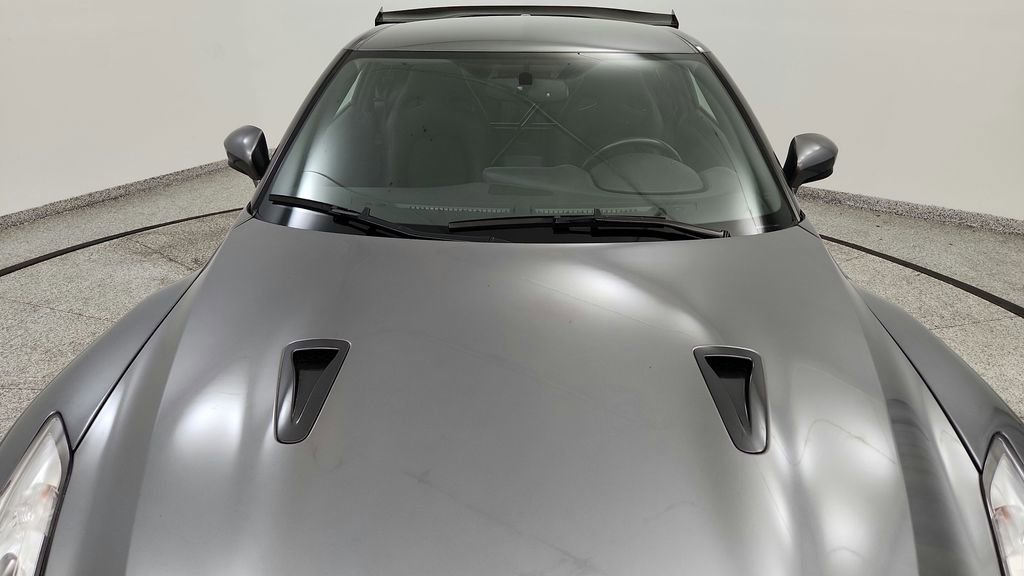 Used 2011 Nissan GT-R Premium AWD/4WD image 17