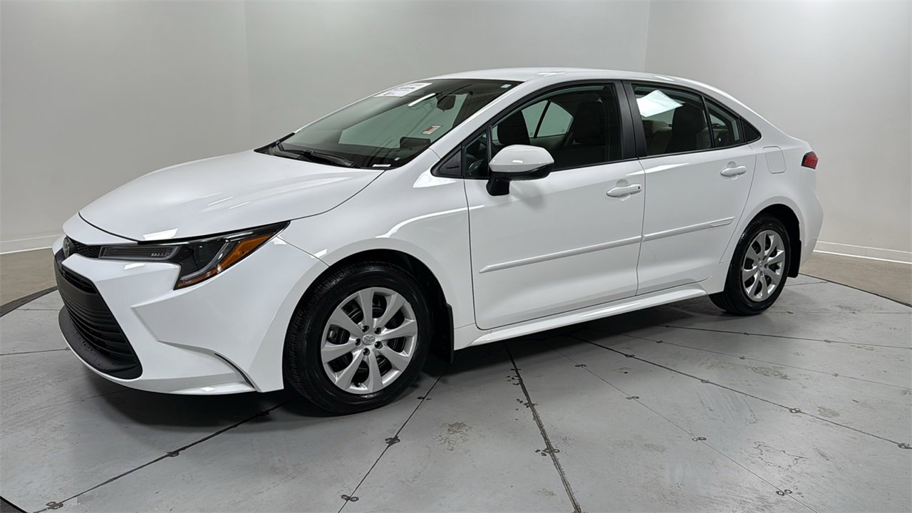 Used 2025 Toyota Corolla LE