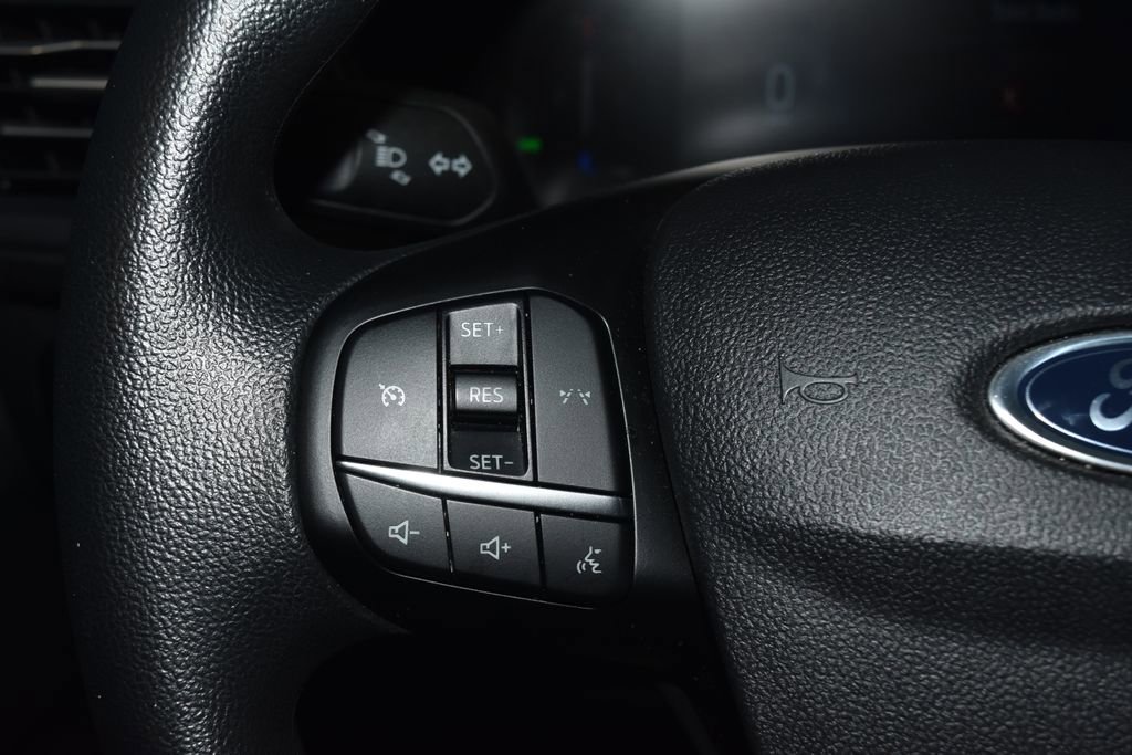 Used 2025 Ford Escape Active AWD/4WD image 7