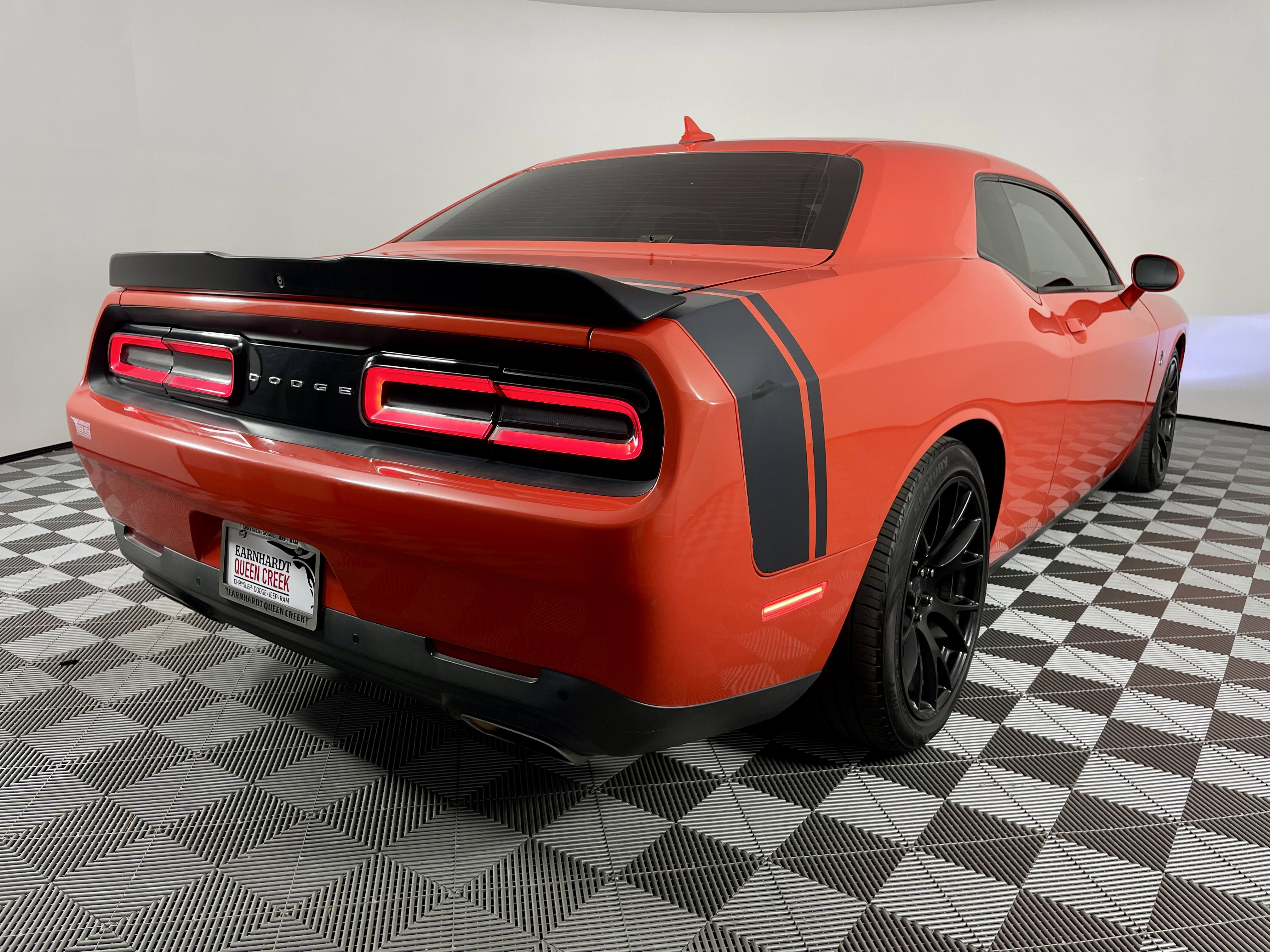 Used 2016 Dodge Challenger R/T Scat Pack image 6