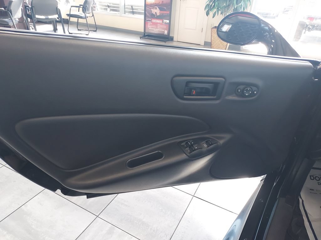 Used 1999 Plymouth Prowler RWD image 21