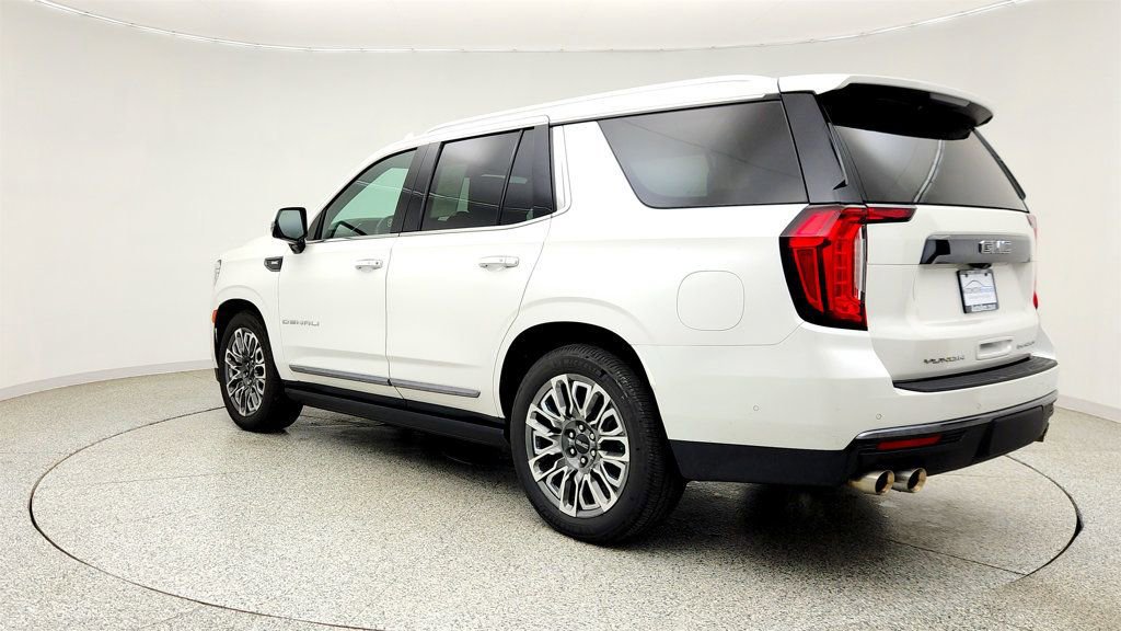 Used 2023 GMC Yukon Denali Ultimate AWD/4WD image 7