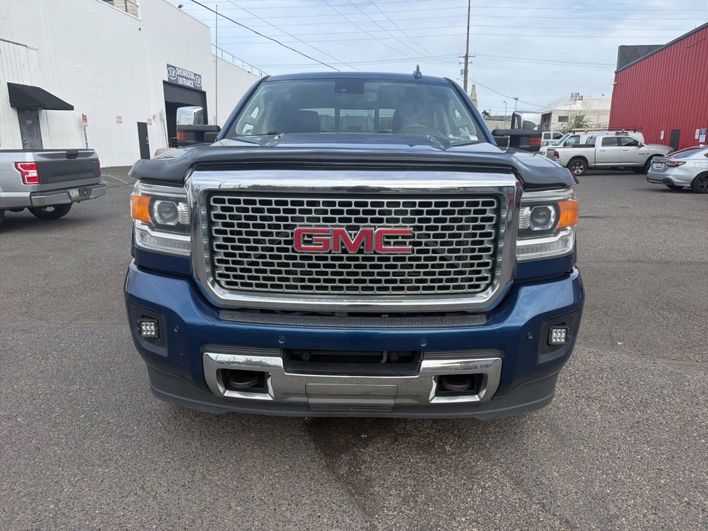 Used 2016 GMC Sierra 2500 Denali w/ Driver Alert Package AWD/4WD image 8