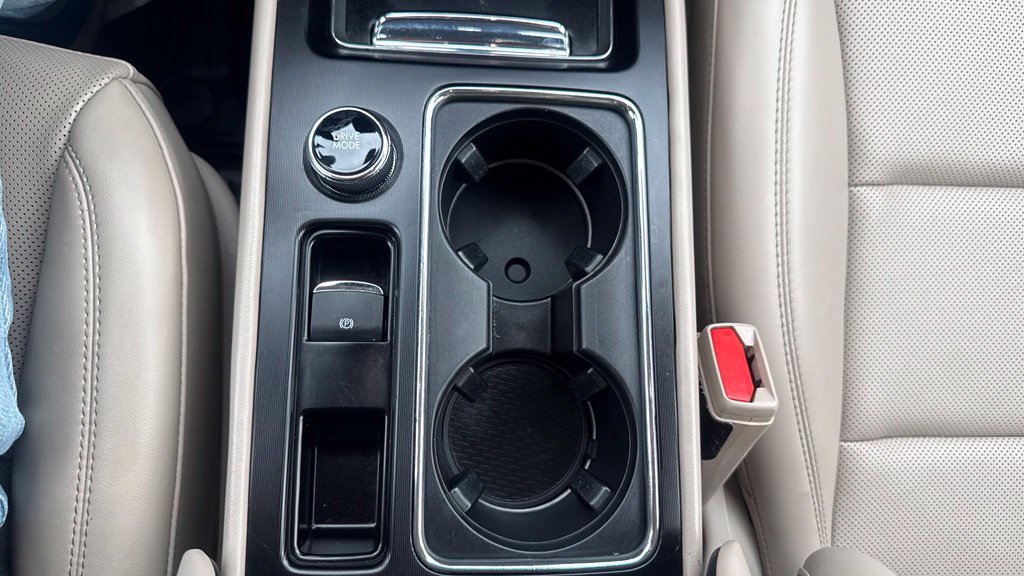 Used 2023 Lincoln Corsair AWD w/ Equipment Group 101A image 30