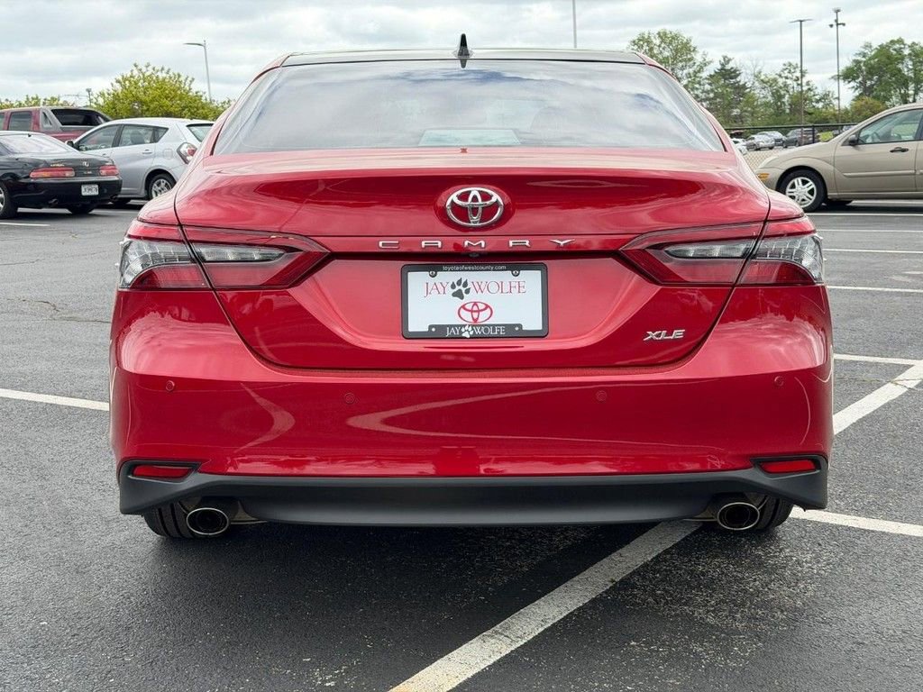 Certified 2023 Toyota Camry XLE w/ Navigation Package FWD image 7
