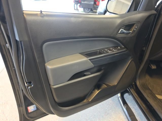 Used 2021 Chevrolet Colorado Z71 AWD/4WD image 13