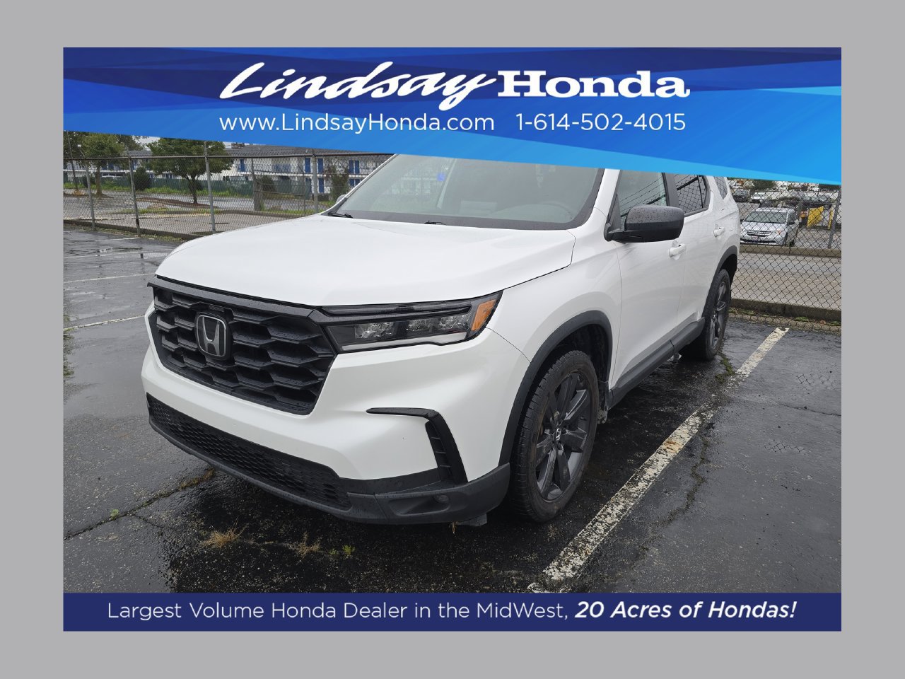 Used 2023 Honda Pilot Sport image 1