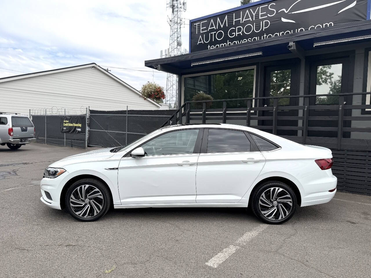 Used 2020 Volkswagen Jetta SEL FWD image 3