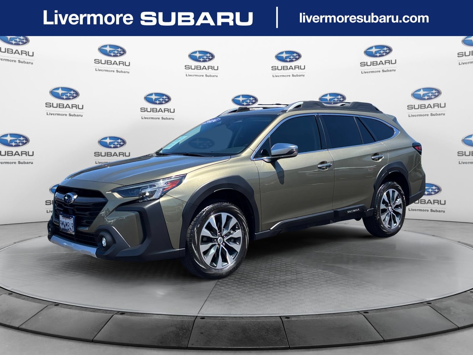 Certified 2024 Subaru Outback Touring XT AWD/4WD image 1