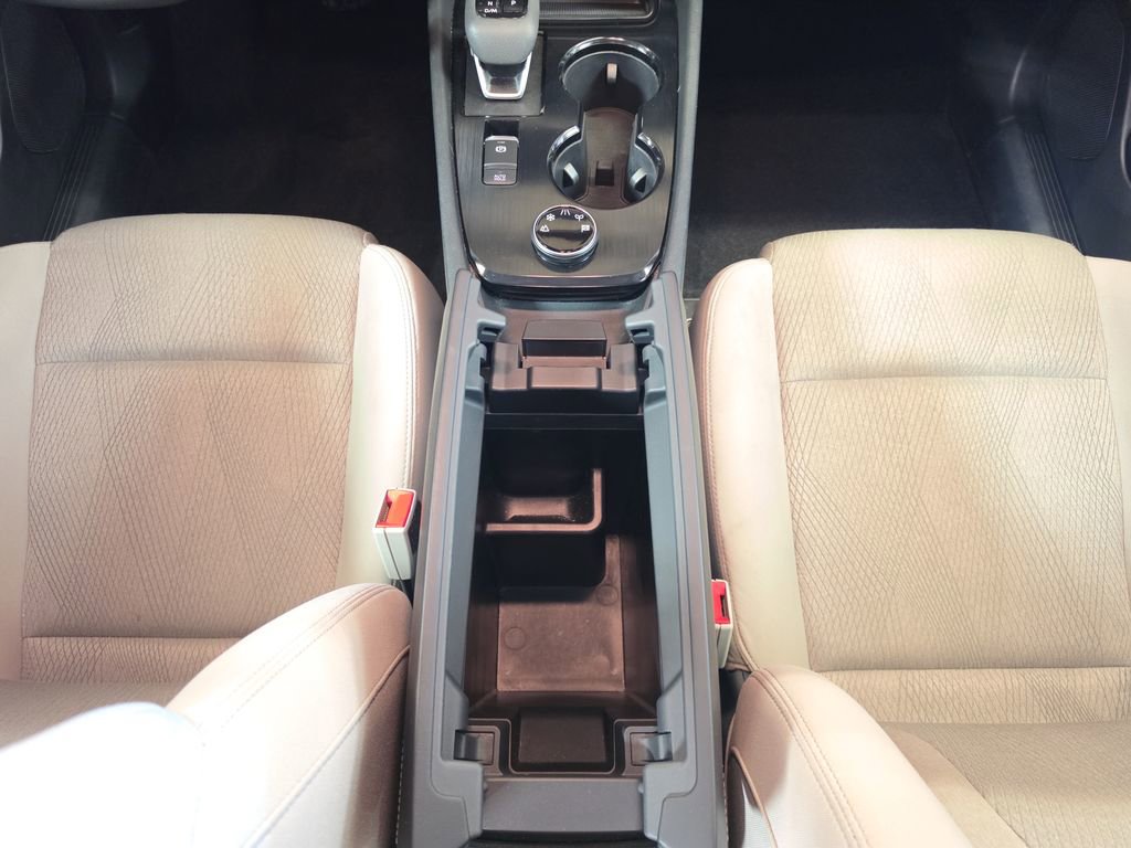 Used 2025 Nissan Rogue SV AWD/4WD image 15
