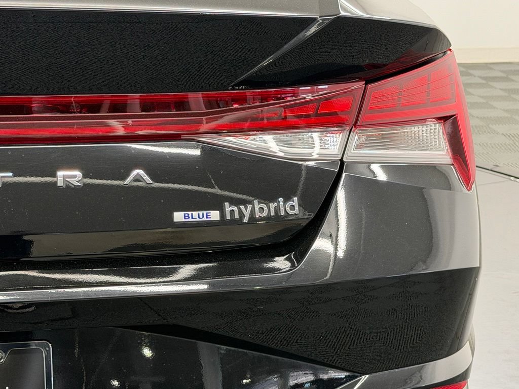Used 2022 Hyundai Elantra Blue FWD image 14