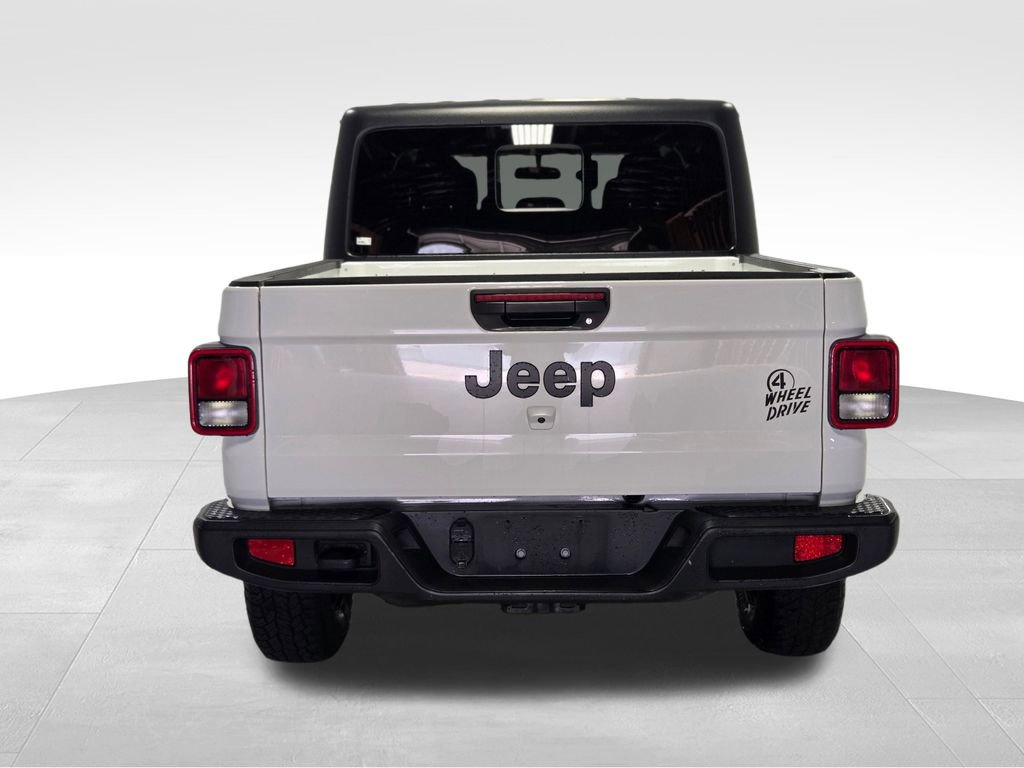 Certified 2021 Jeep Gladiator Willys image 18