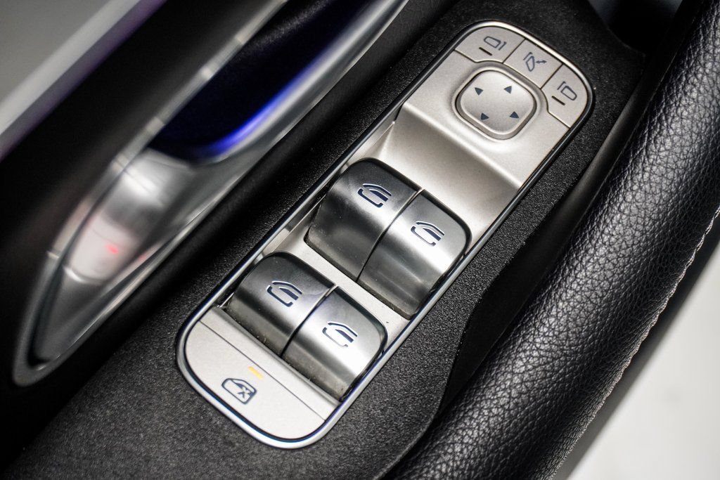 Used 2025 Mercedes-Benz GLS 450 4MATIC image 26