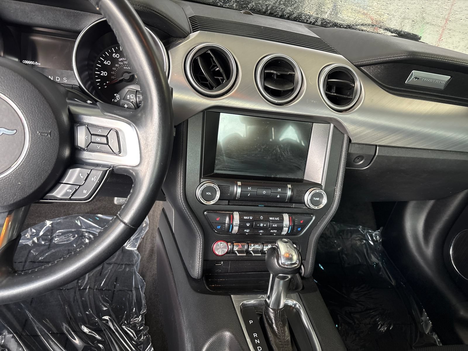 Used 2018 Ford Mustang Premium w/ Pony Package RWD image 8