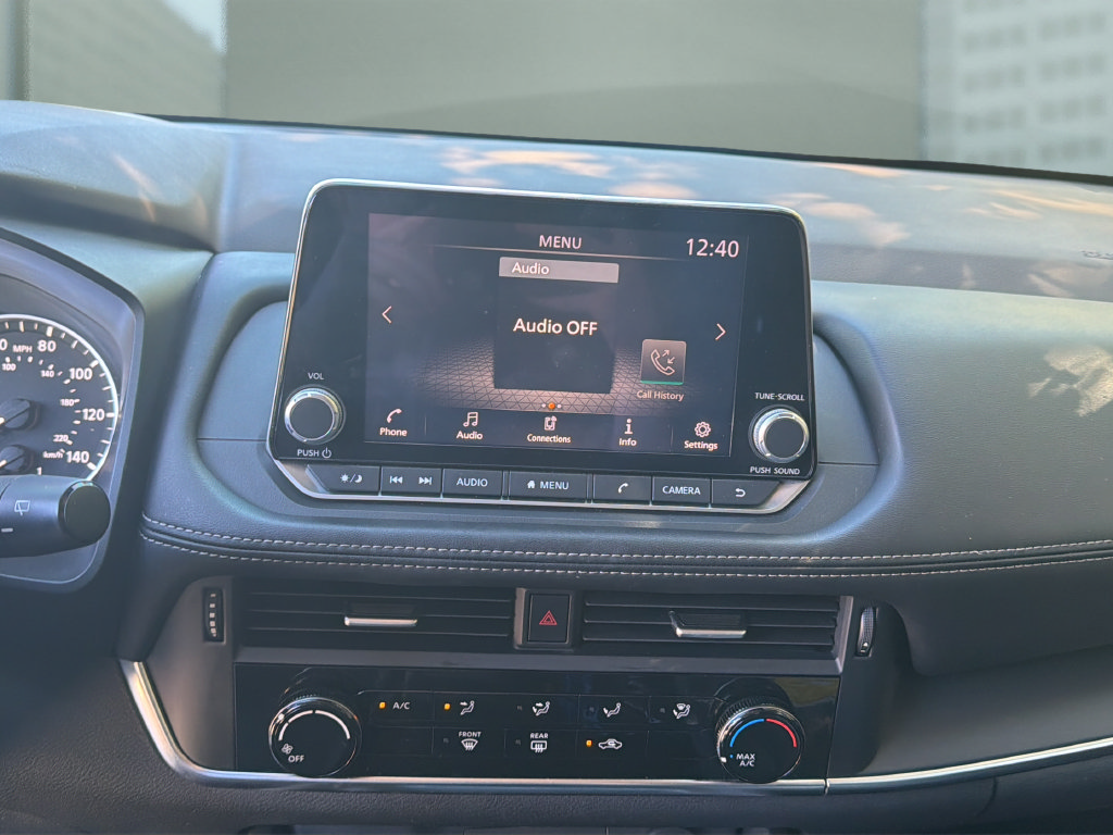 Used 2021 Nissan Rogue S FWD image 26