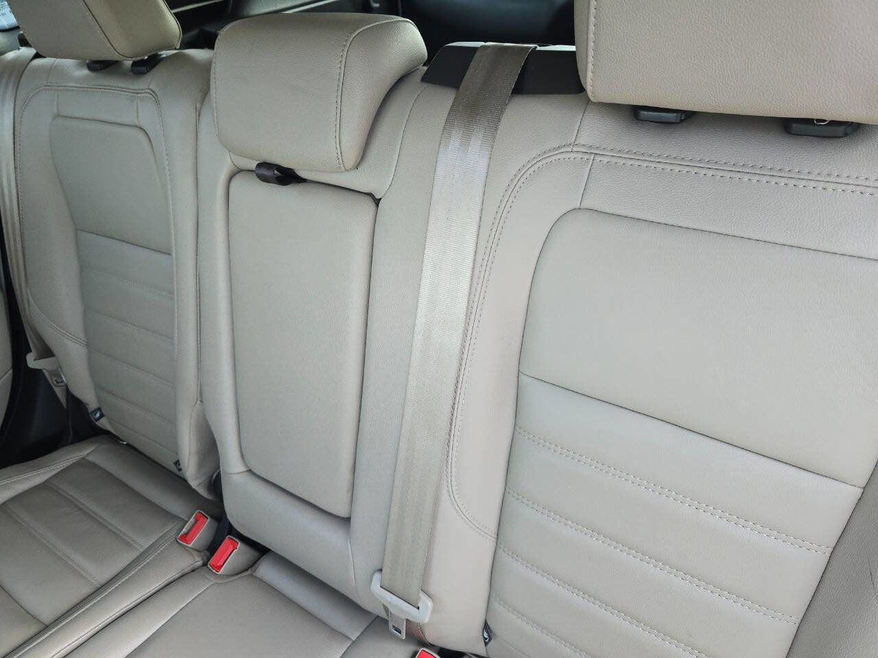 Used 2018 Ford Escape SEL image 53