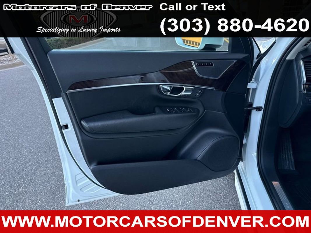 Used 2017 Volvo XC90 T6 Momentum w/ Vision Package image 22