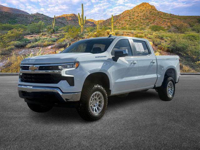 Used 2024 Chevrolet Silverado 1500 LT image 9