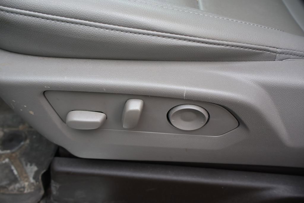 Used 2023 Chevrolet Silverado 1500 LTZ w/ LTZ Premium Package image 15