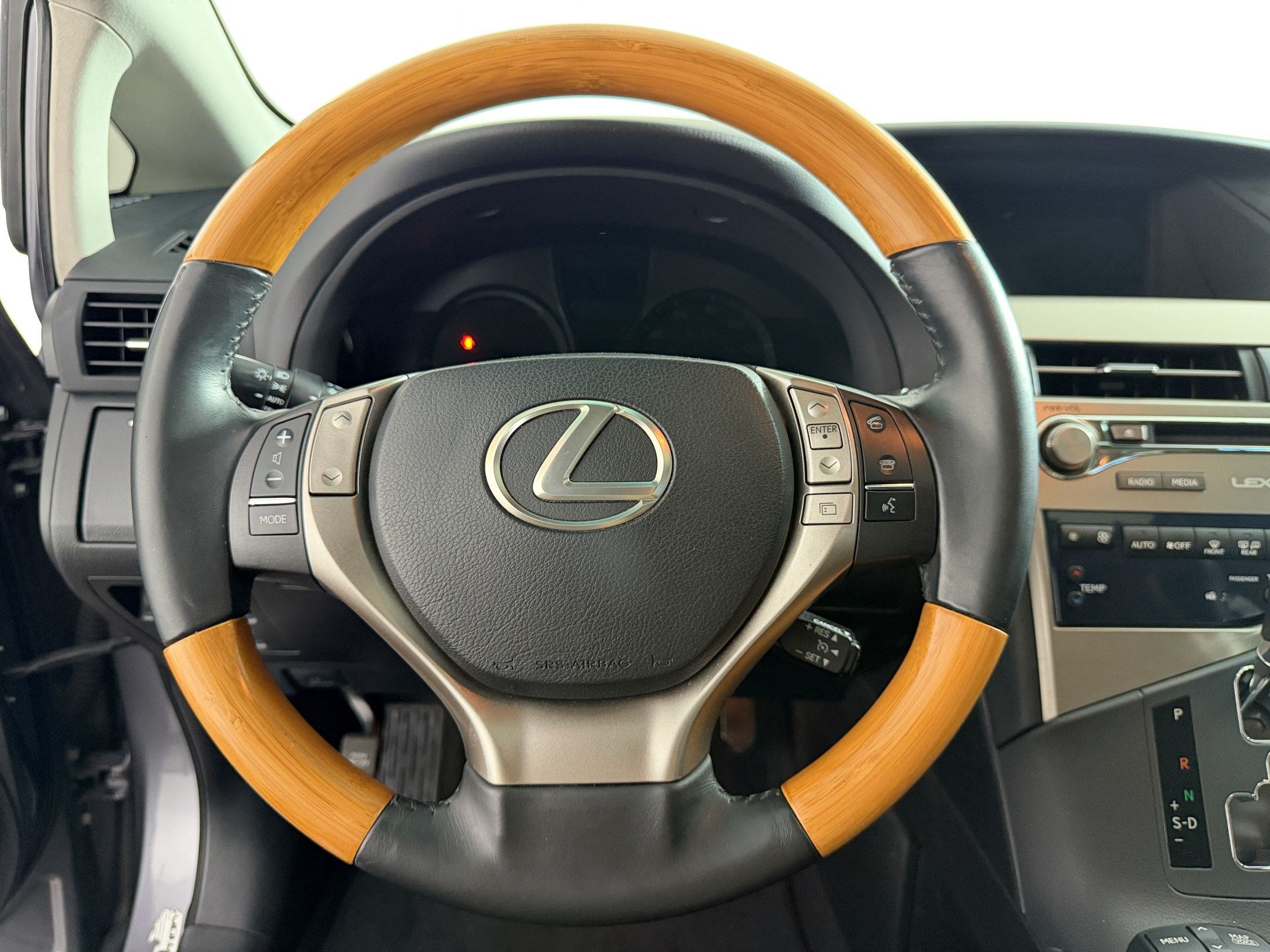 Used 2015 Lexus RX 450h AWD image 11
