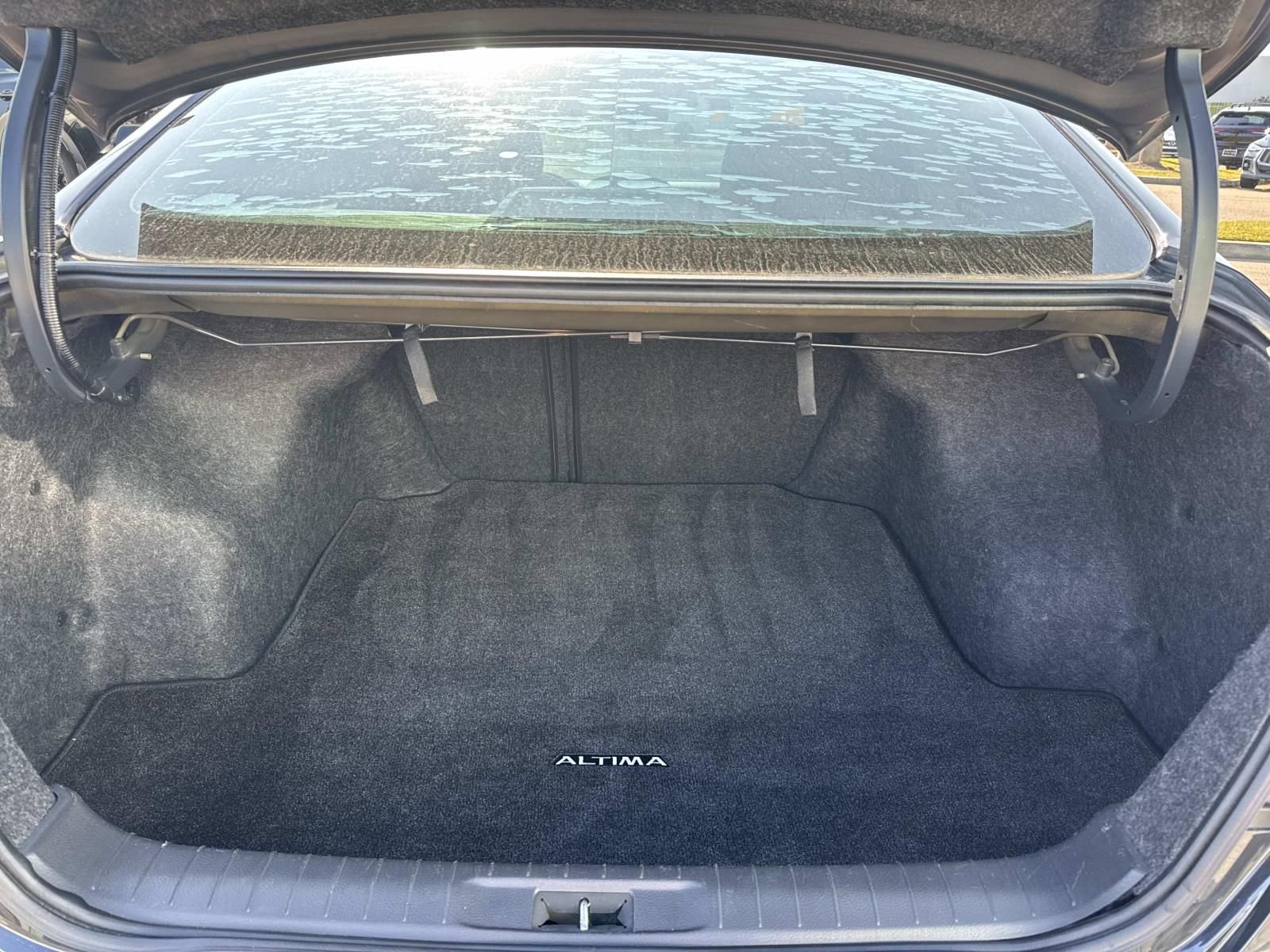 Used 2018 Nissan Altima 2.5 SV image 9