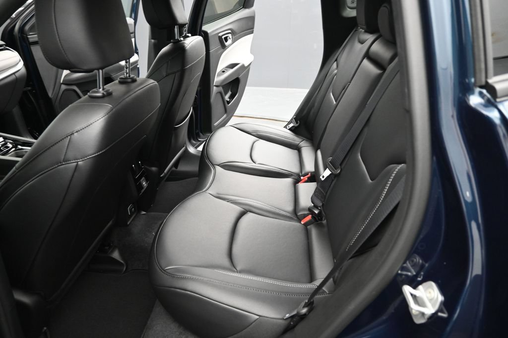 New 2026 Jeep Compass Limited AWD/4WD image 15
