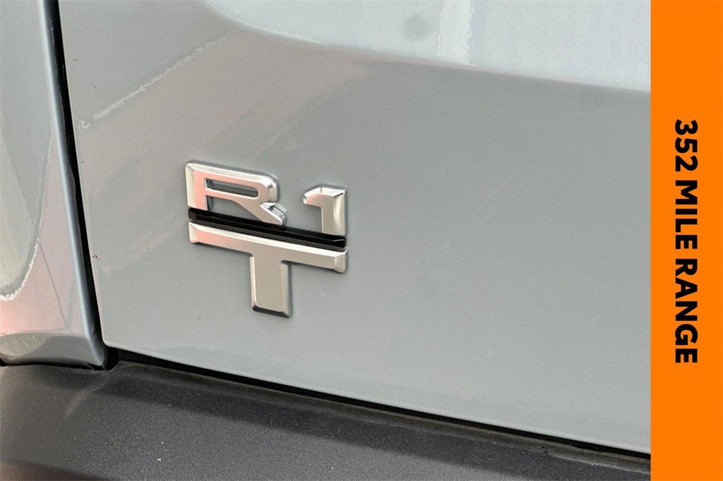 Used 2024 Rivian R1T Adventure image 25