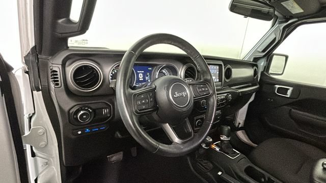 Used 2023 Jeep Wrangler Unlimited w/ Cold Weather Group AWD/4WD image 13
