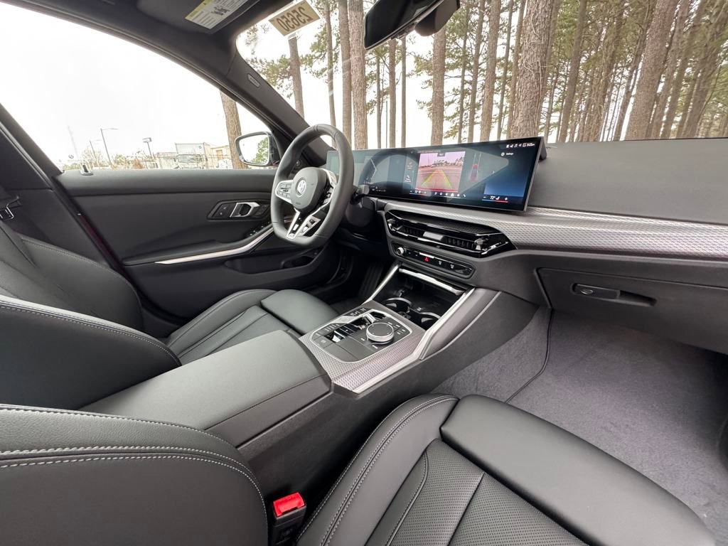 Certified 2025 BMW 330i 330i w/ M Sport Package image 18