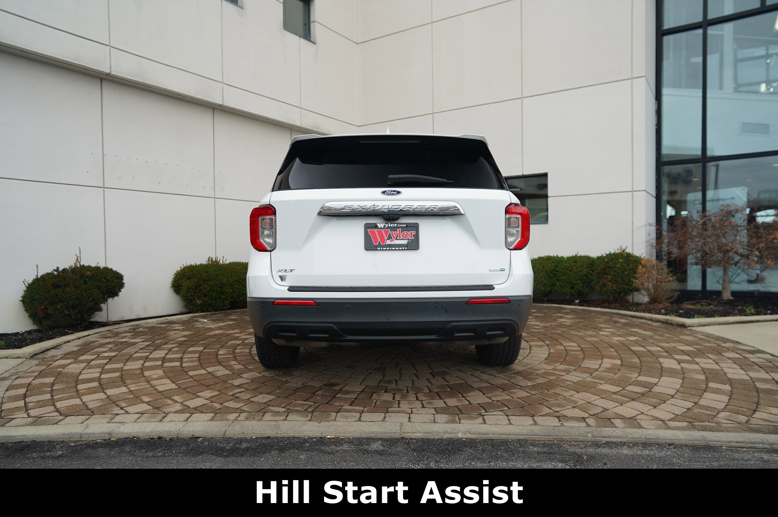 Used 2020 Ford Explorer XLT image 20