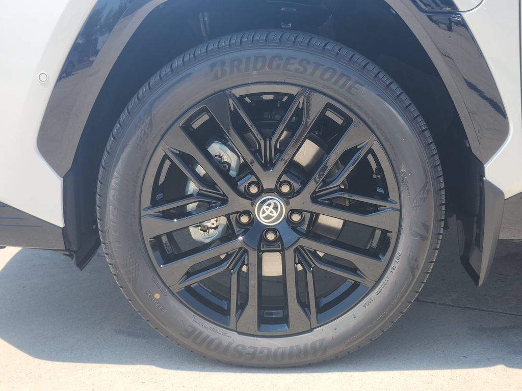 New 2026 Toyota RAV4 XSE AWD/4WD image 9