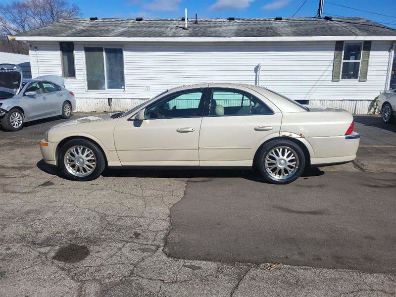 Used 2002 Lincoln LS image 6