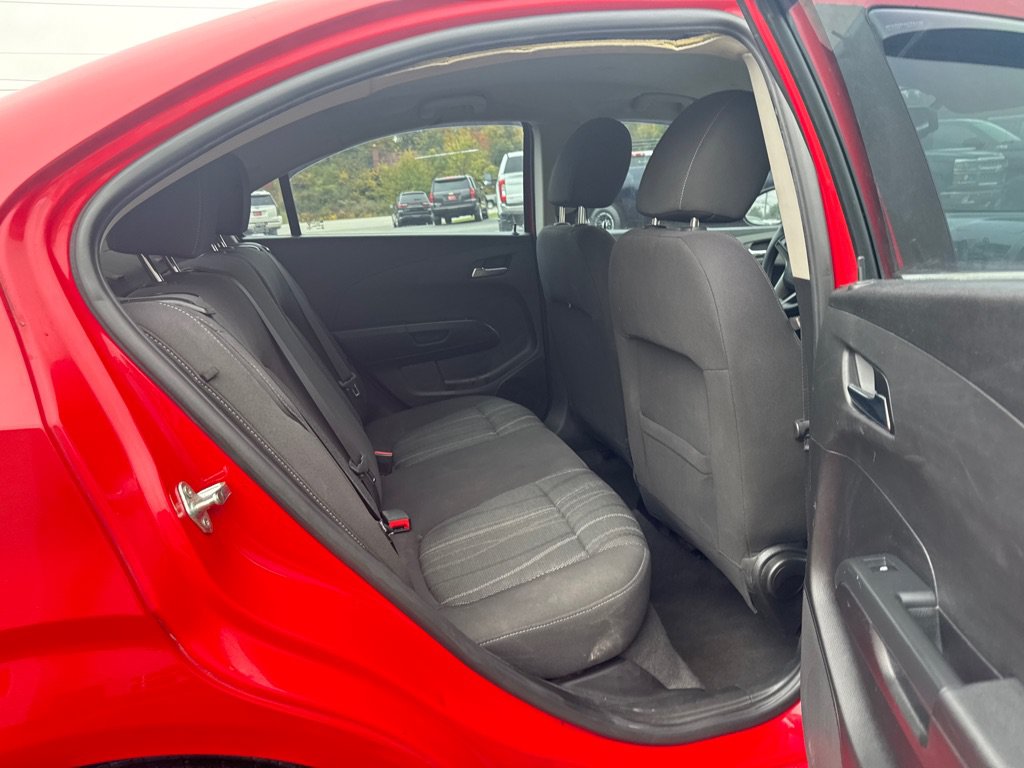 Used 2015 Chevrolet Sonic LT FWD image 12