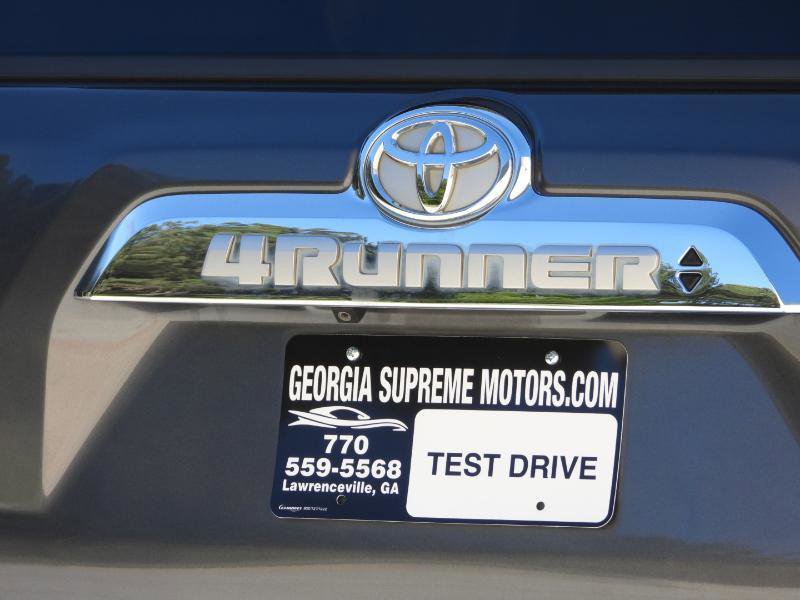 Used 2016 Toyota 4Runner Limited image 9