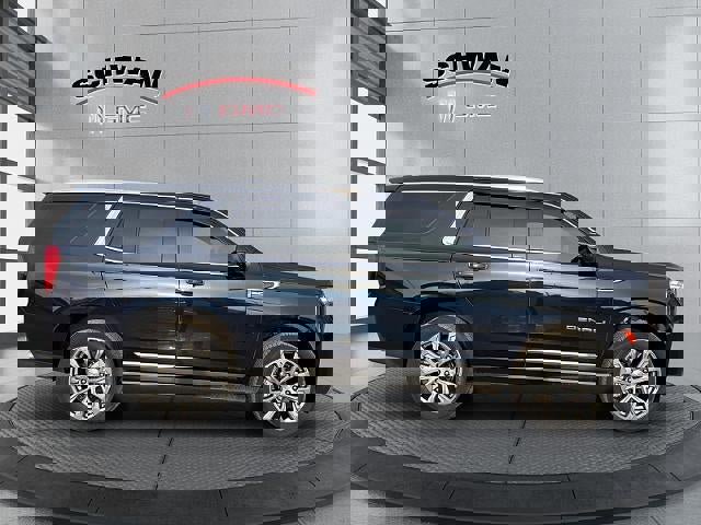 Used 2021 GMC Yukon Denali w/ Denali Ultimate Package image 3