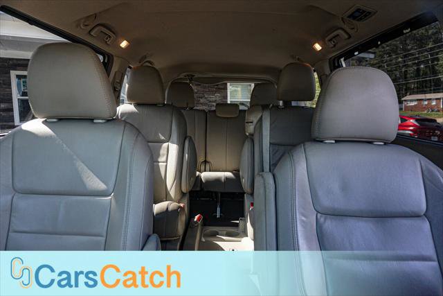 Used 2017 Toyota Sienna XLE w/ XLE Navigation Package image 29