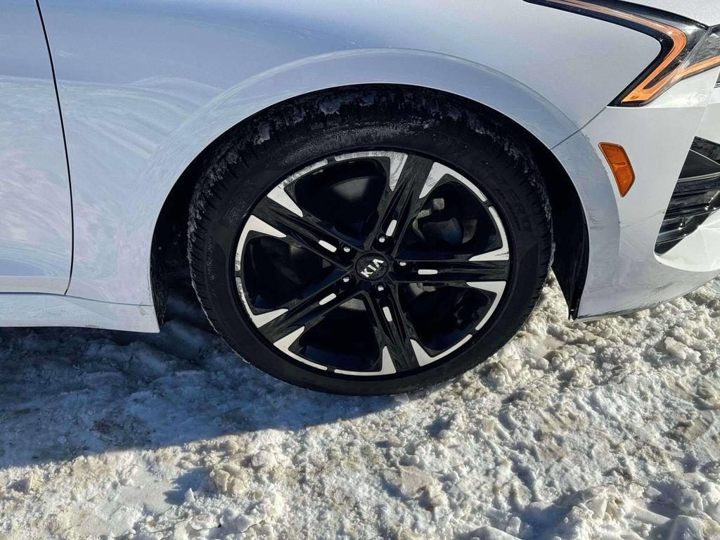 Used 2021 Kia K5 GT-Line AWD/4WD image 10