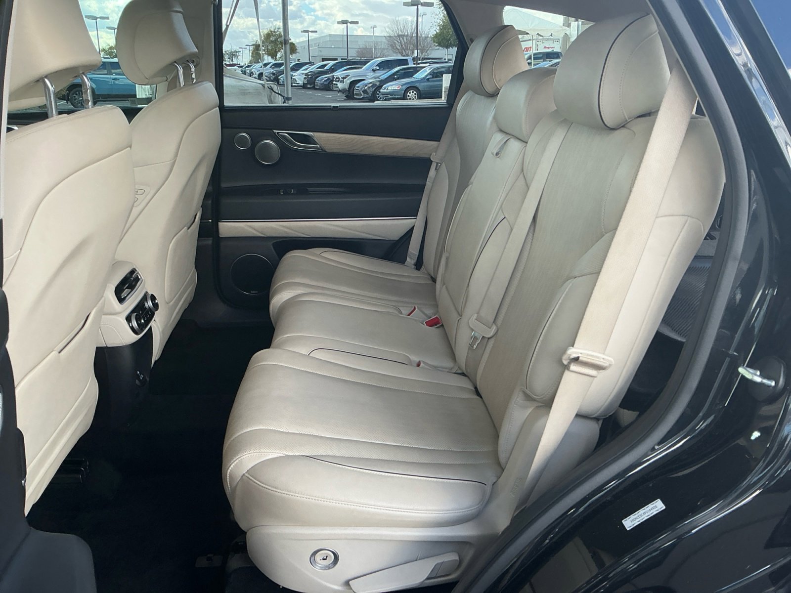 Used 2023 Genesis GV80 3.5T Advanced + image 17