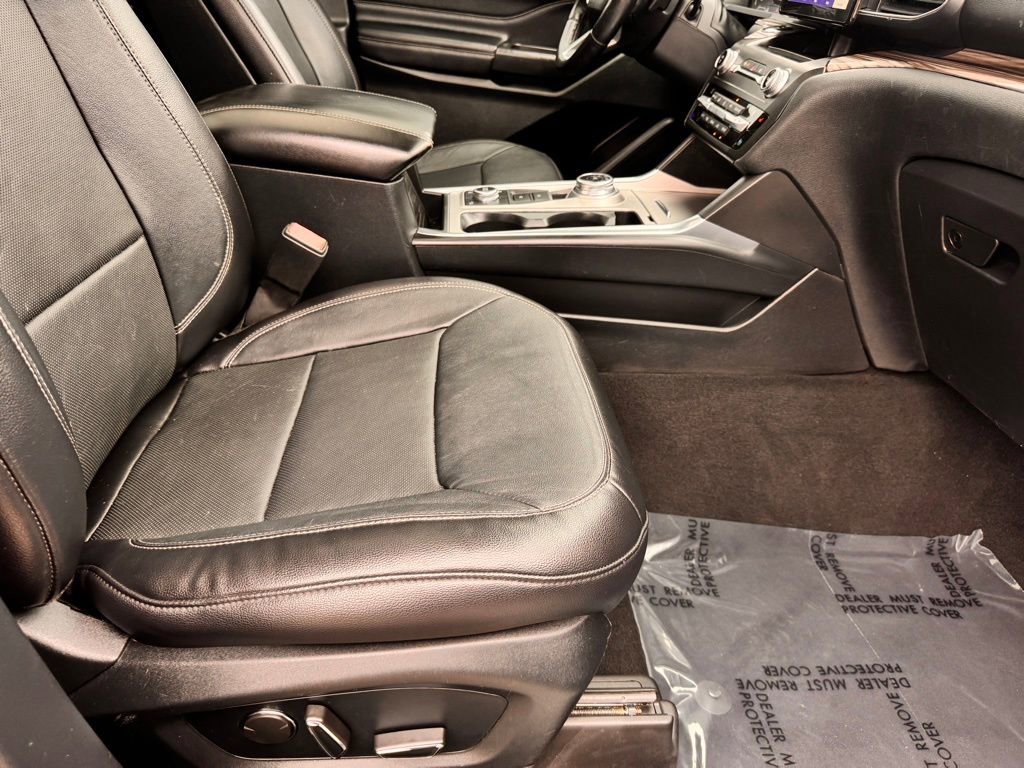 Used 2020 Ford Explorer Limited w/ Class III Trailer Tow Package image 32