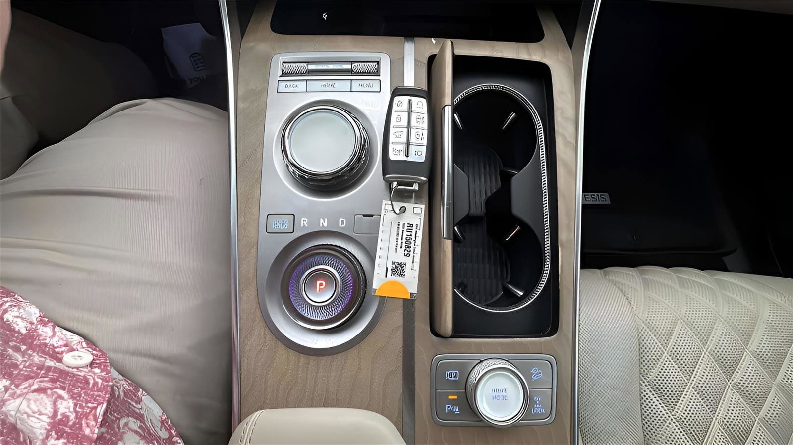 Used 2024 Genesis GV80 3.5T w/ Prestige Package image 13