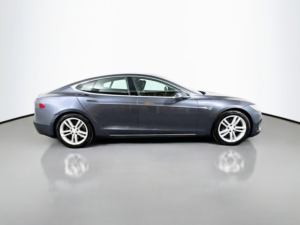 Used 2015 Tesla Model S 70D AWD/4WD image 6