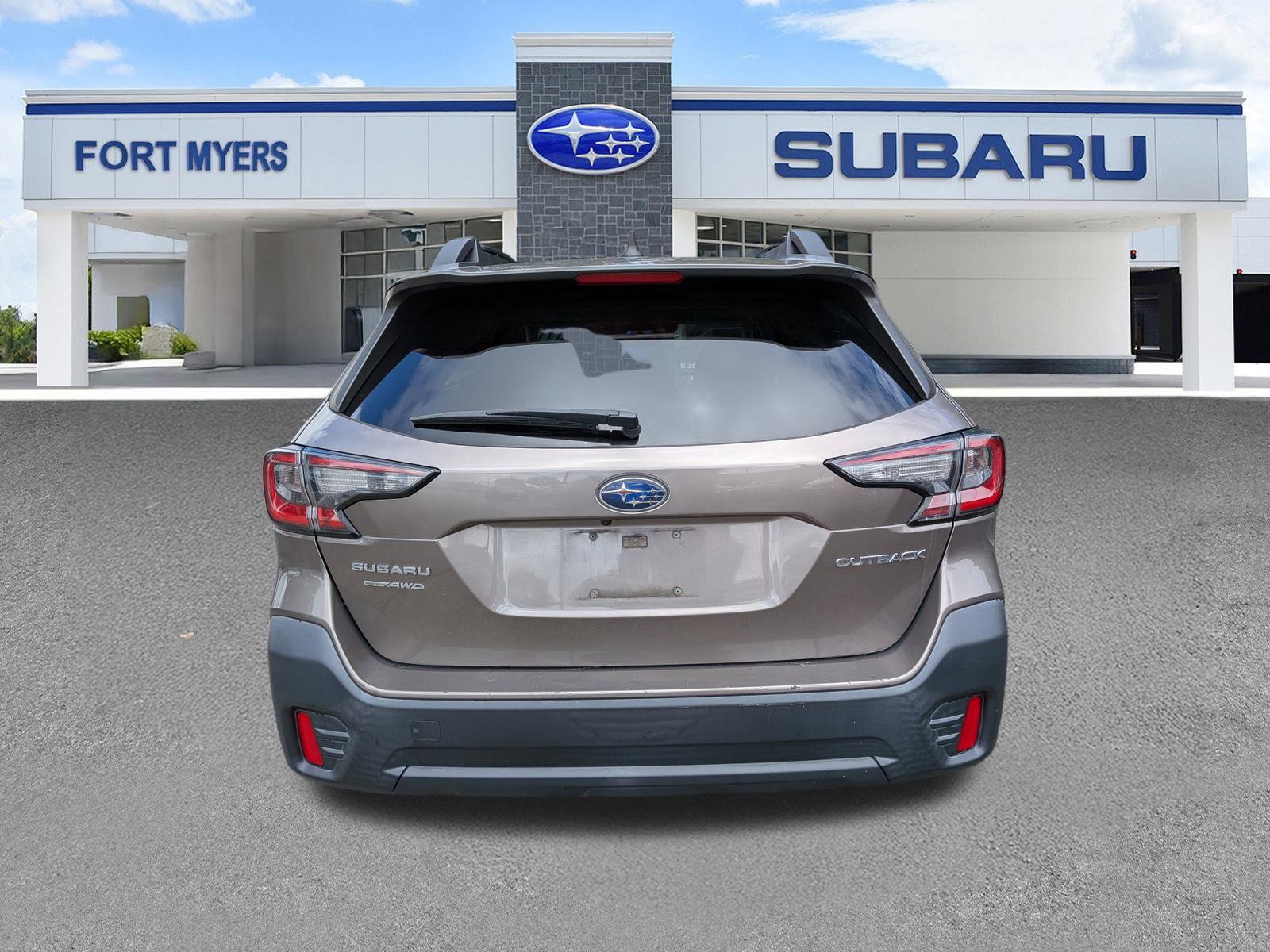 Used 2022 Subaru Outback Premium image 5