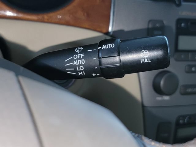 Used 2005 Lexus ES 330 FWD image 15