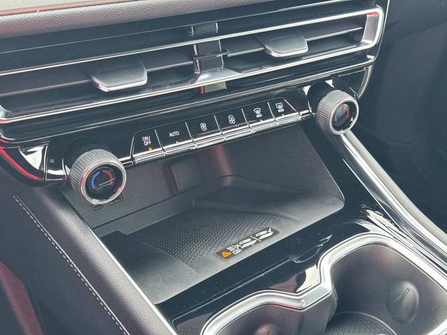 New 2026 Chevrolet Traverse LT w/ Enhanced Driving Package FWD image 31