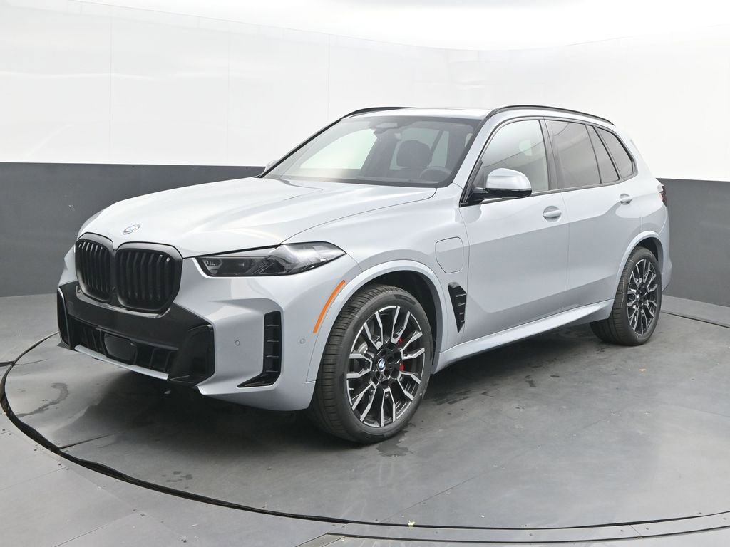 New 2026 BMW X5 xDrive50e AWD/4WD image 1