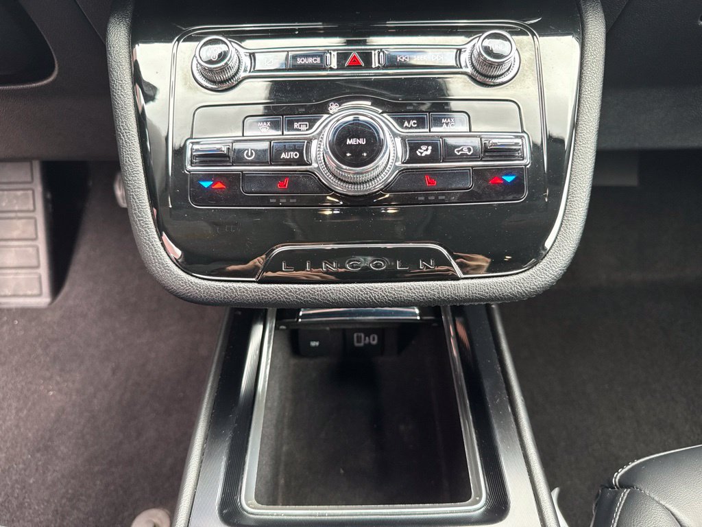Used 2022 Lincoln Corsair FWD image 41