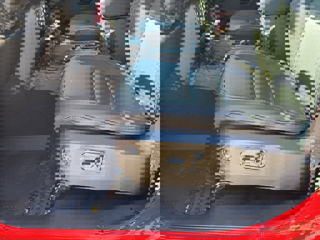 New 2025 Jeep Gladiator Sport image 11