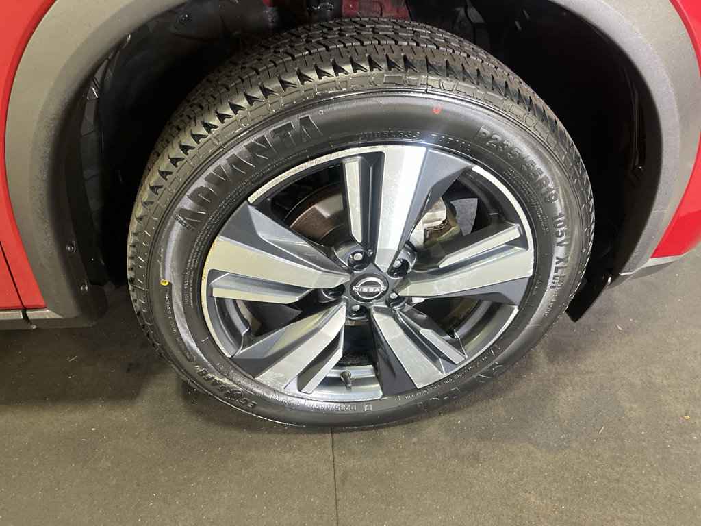 Used 2023 Nissan Rogue SL w/ SL Premium Package AWD/4WD image 13