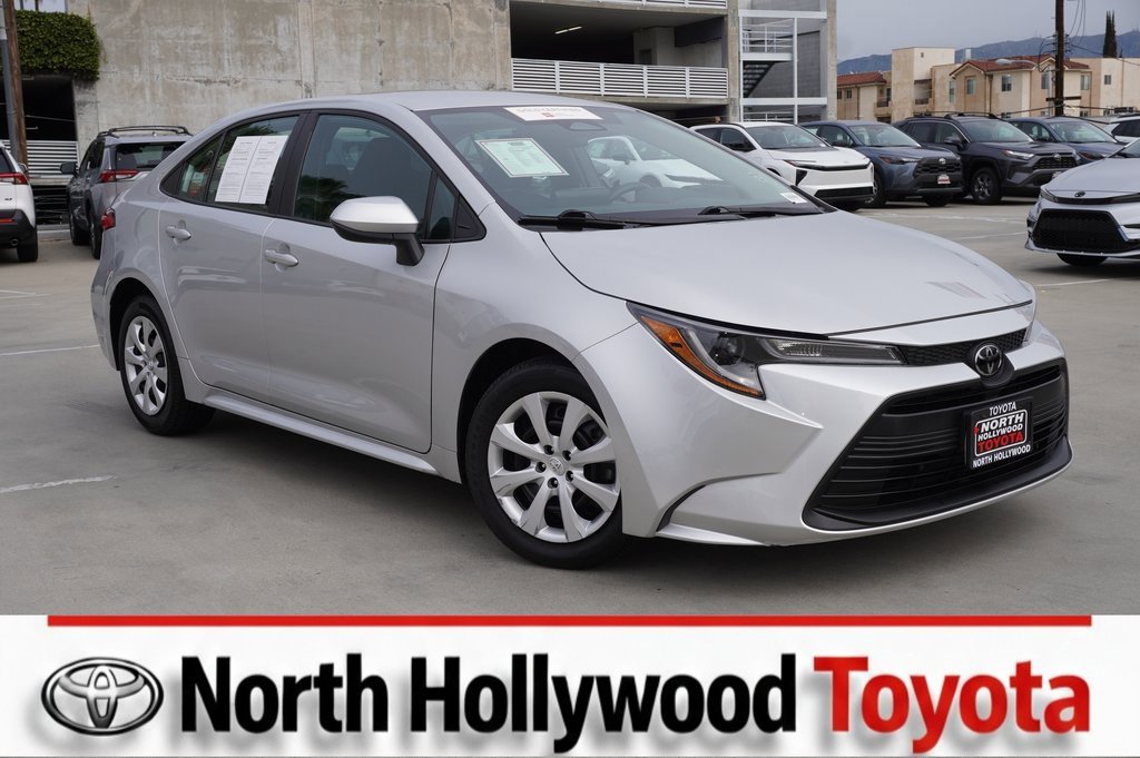 Certified 2024 Toyota Corolla LE image 1